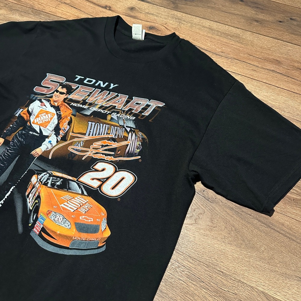 Vintage 2003 Chase Authentics Tony Stewart NASCAR T-Shirt Men XL Home Depot